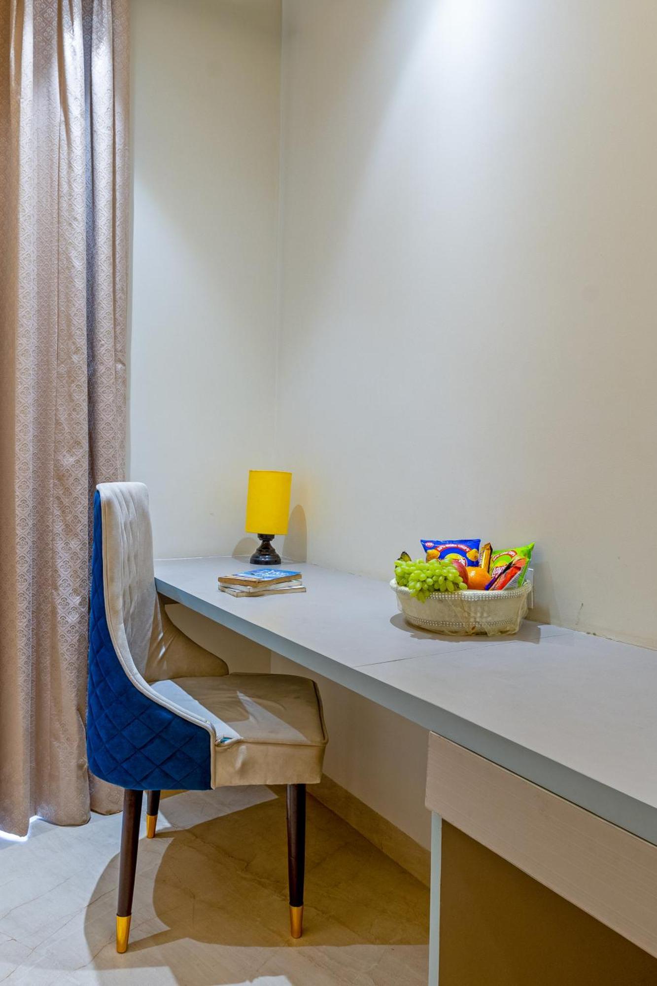 Park Tree Igi Airport Delhi By Prithvi Palace With Free Airport Transfr Hotel New Delhi