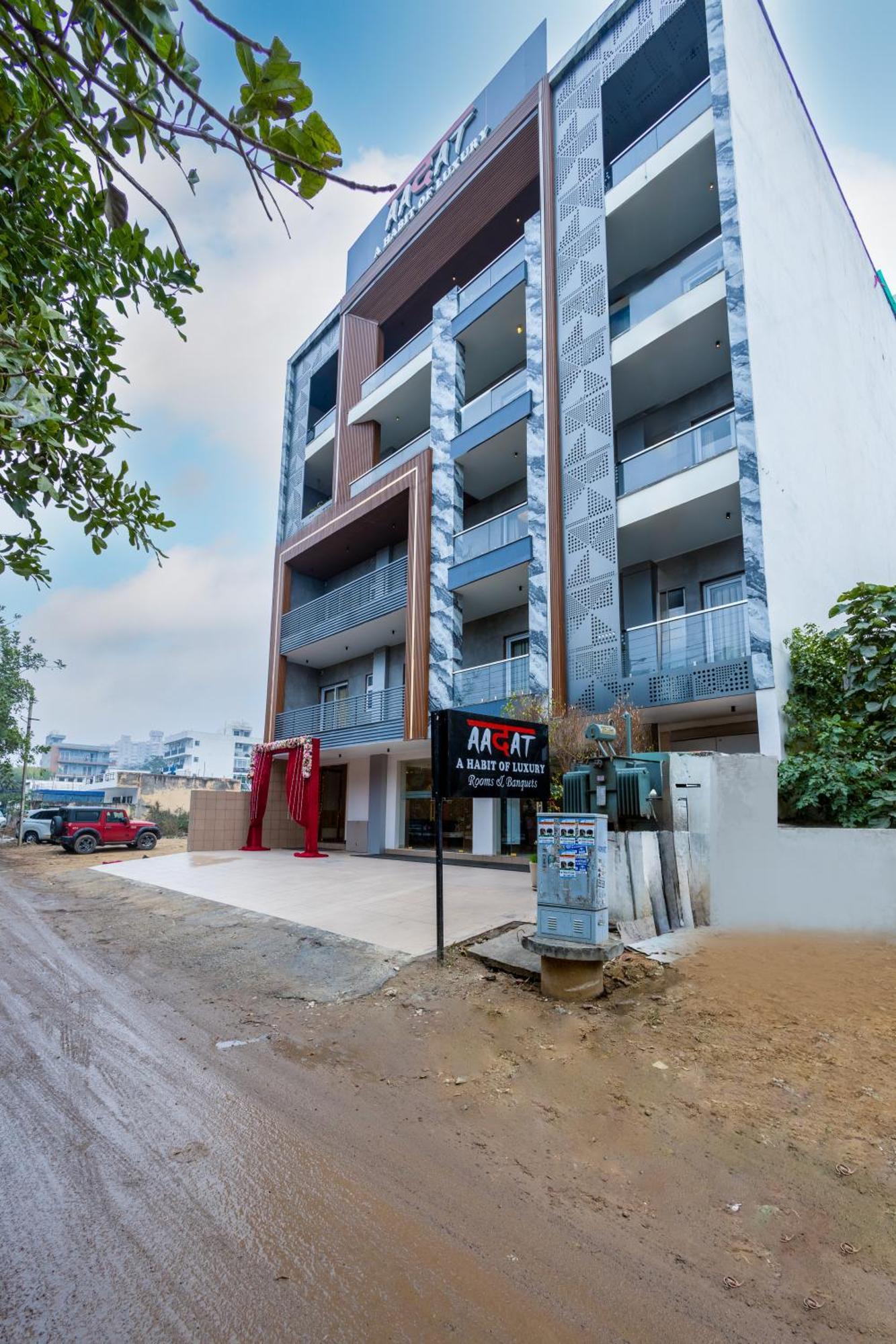 Hotel Park Tree Igi Airport Delhi By Prithvi Palace With Free Airport Transfr