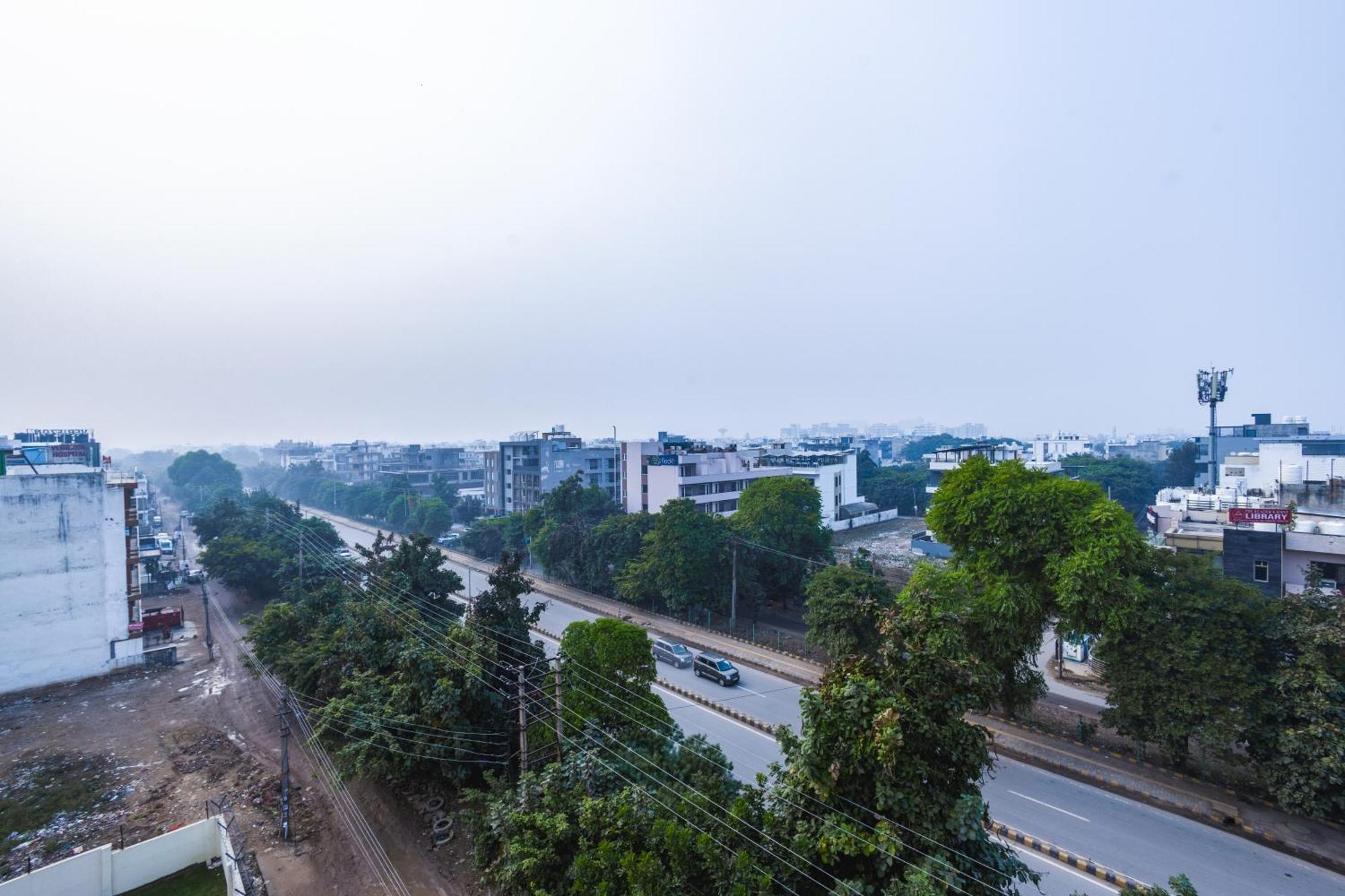 Park Tree Igi Airport Delhi By Prithvi Palace With Free Airport Transfr